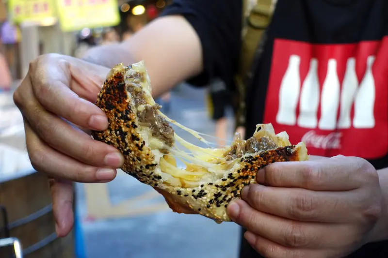 士林夜市小吃推薦-丞祖胡椒餅，內湖外送下午茶、汐科下午茶外送，傳承4代老店，5種口味滿足挑剔的味蕾