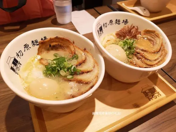 【台中 豐原】中部第一家分店，機器點餐，最靠近星空的屋台拉麵『初原麵場 豐原向陽店』