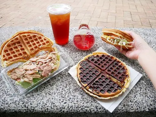 台北大安下午茶推薦，鹹味的鬆餅超好吃，不管是買鬆餅或瓦芙再點飲料都可以折$5-咕咕鬆餅屋