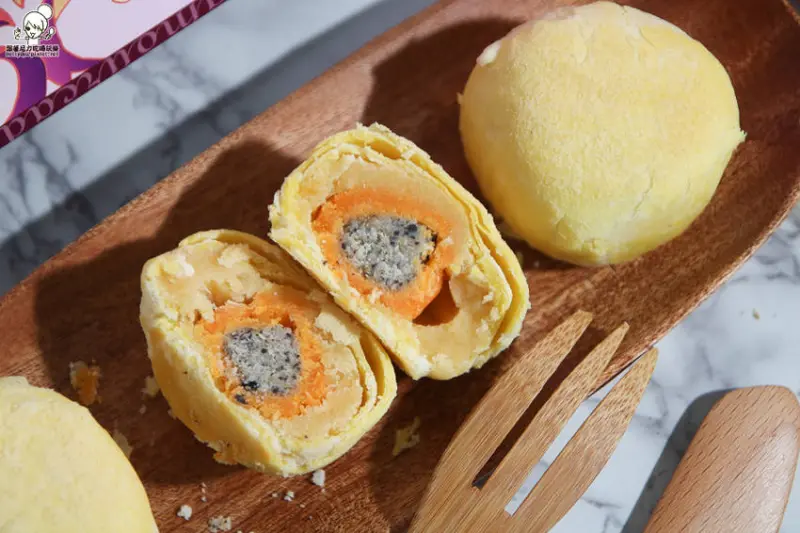 入口軟綿鹹甜滋味的禮坊黑松露奶黃酥，禮坊與7-11通路結合販售單顆法式點心 - 跟著尼力吃喝玩樂＆親子生活