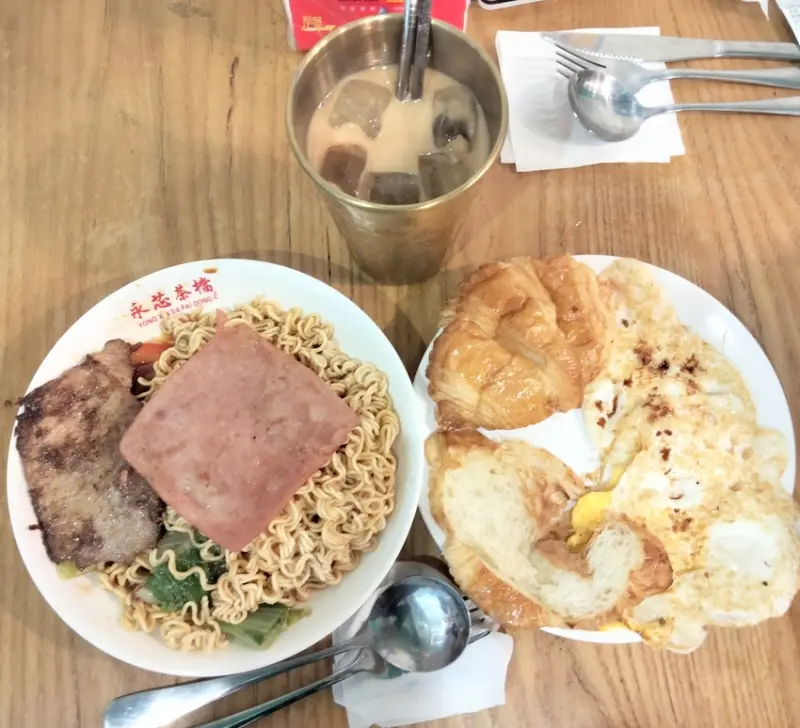 內壢美食[永芯茶鋪]驚見泡麵擺在眼前，實在是啞口無言 