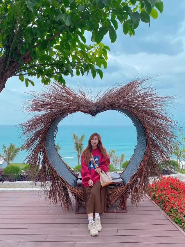 花蓮景點推薦【花蓮海崖谷Hayaku景觀咖啡館 豪華露營場地住宿下午茶拍照景點】花蓮海景觀餐廳 花蓮海崖谷菜單 花蓮下午茶親子好去處♥食尚期貨小咪推薦花蓮拍照景點必去花蓮露營區