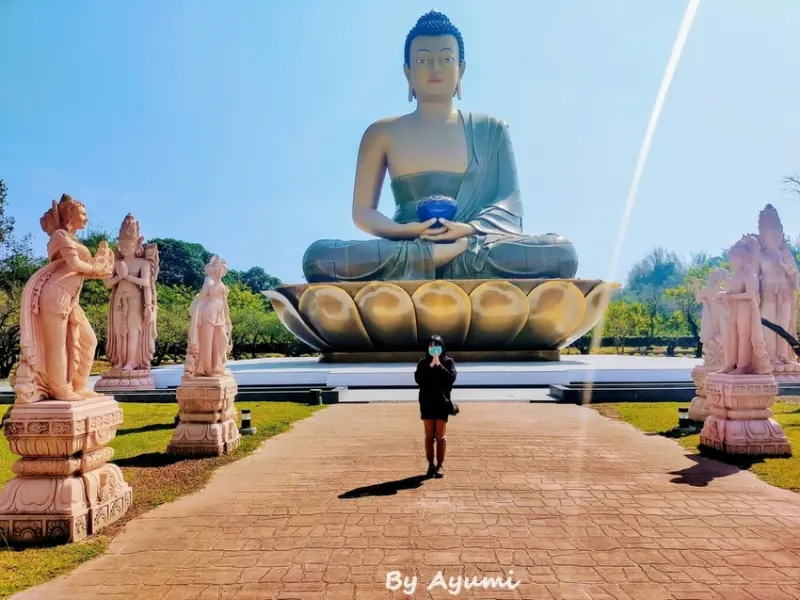 [台南遊記]洛本天津仁波切 - 台南左鎮噶瑪噶居寺、免收門票還有專屬停車場、偽出國第二波/同場加映:左鎮碳烤土雞