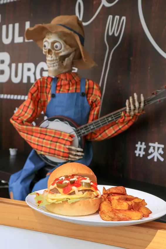 【台北早午餐】絕佳早午餐Full Burger ：早晨漫步在異國他鄉，感受濃濃美式風格。