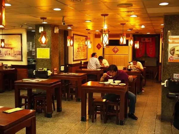 鬍鬚張（民生門市）