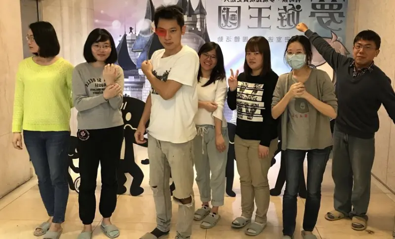 台北大同區密室逃脫遊戲體驗(大稻埕、迪化街周邊)-「夢遊王國實境遊戲主題館」-「籠中鳥」「偶像出道一代」