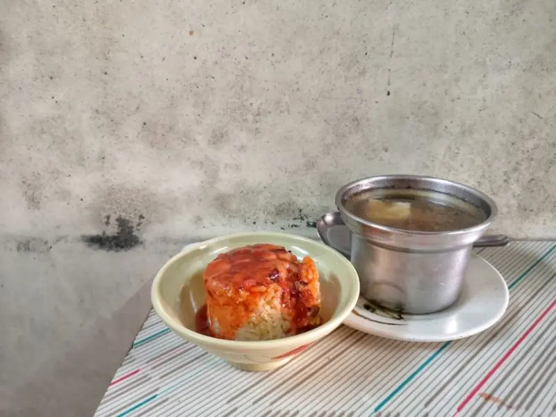 古早味當歸鴨麵線｜鹿港美食、鹿港在地小吃，年邁阿婆的古早味當歸鴨～ - 愛伊特candy的分享樂園