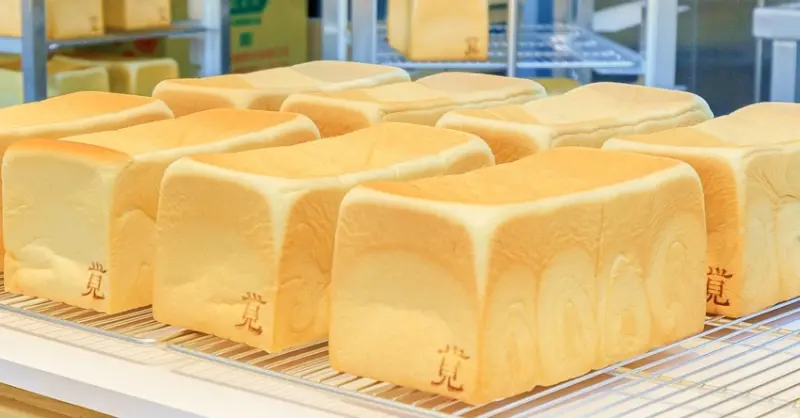 一覚ichisatori bakery高級食パン専門店，台中首家日本高級生吐司專門店，網路預購已排至五月中旬！