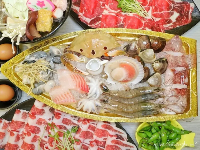 蔬鍋藝鍋物│台中深夜火鍋推薦！肉量超狂！自助吧吃到飽，還有設置兒童遊樂區～