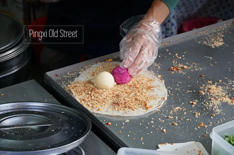 【新北】平溪阿嬤花生捲冰淇淋 就愛古早味 平溪車站古早味甜點冰淇淋 - 水晶安蹄 不務正業過生活
