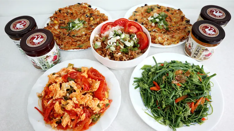 「冷淬鵝油推薦」【真果食希望手作坊】冷淬頂級「純鵝油」&「蔥香鵝油」比植物性油脂更香醇，比豬油更溫醇爽口，油蔥酥好吃到像在吃洋芋片！ #全台最香的鵝油 #獨家冷淬 