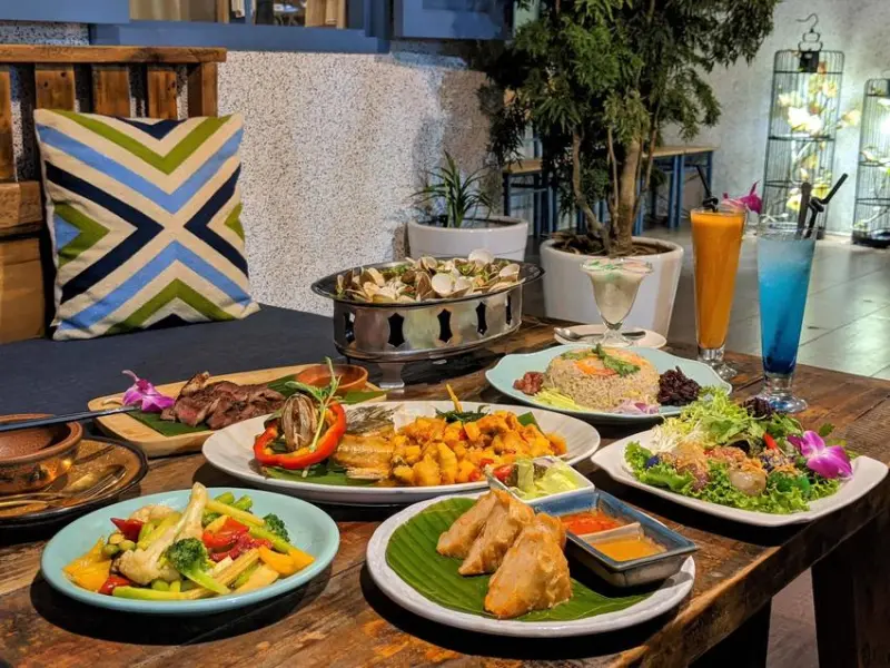 Nahm水泰式餐廳｜蛤蜊控不能錯過泰式爆盤蛤蜊！超厚月亮蝦餅超滿足！母親節外送內用都享有優惠折扣！東區泰式料理推薦、忠孝復興泰式料理、台北東區美食推薦、台北東區餐廳推薦