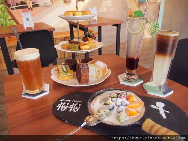 【屏東。美食】慢慢Slowly琪拉庇護工場。屏東最新打卡點，必點網美系英式三層點心盤，法式熱舒芙蕾蛋糕｜附菜單