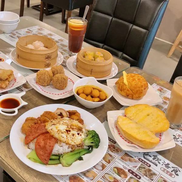 現在不能飛香港，那就來吃香港師傅的正統港點! 台北港式餐廳再添一家!  | 【台北中山區-南京復興站】港飲港食茶餐廳