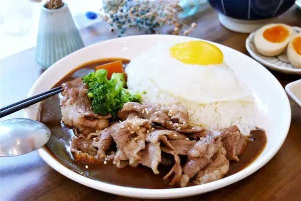 圓山美食推薦-大叔食事.手作咖哩飯/低溫舒肥料理.台北平價咖哩.圓山咖哩飯.近圓山捷運站