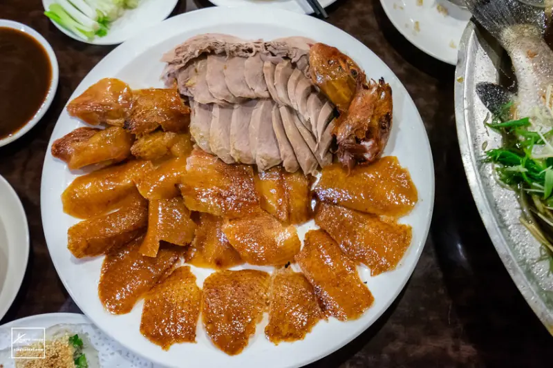台北｜南京復興美食【北平陶然亭餐廳】推薦～香脆烤鴨、鍋餅、合菜套餐