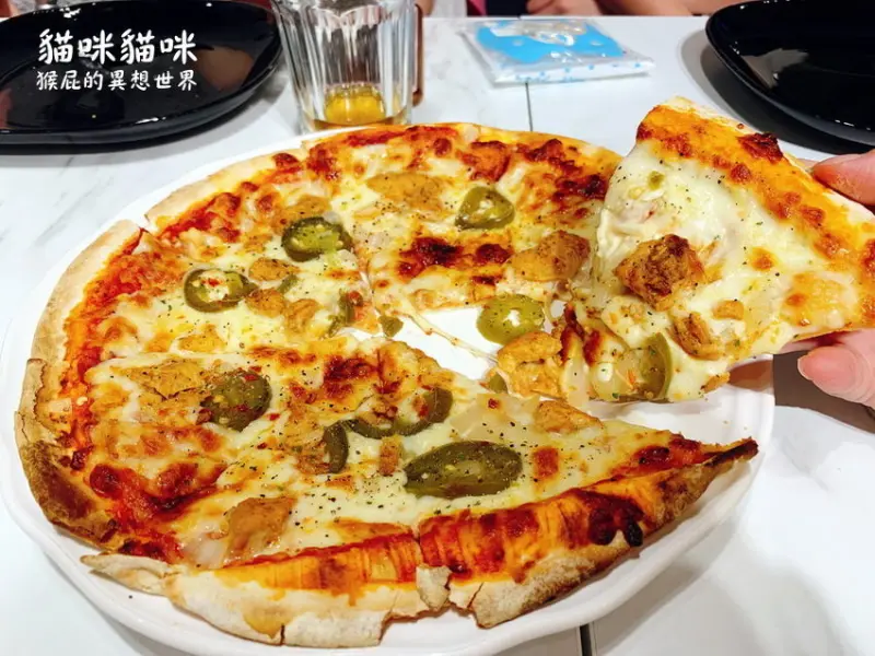 【台北東區】東區質感桌遊店，咖哩飯、披薩吃到飽！貓咪貓咪6s桌遊披薩吃到飽餐廳(台北東區旗艦店)！台北桌遊店推薦！ @猴屁的異想世界