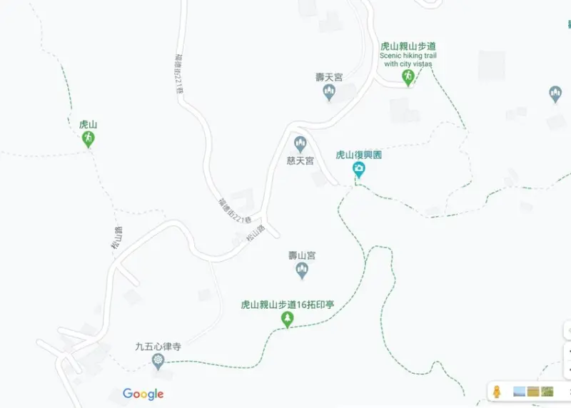 台北虎山夜景》不怕人多，步行十分鐘就能拍到超近絕美101夜景