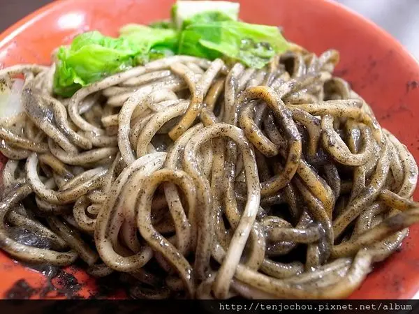 花花，甲飽沒【台北食記】四鄉五島馬祖麵店 24小時營業 遼寧夜市人氣平價美食推薦