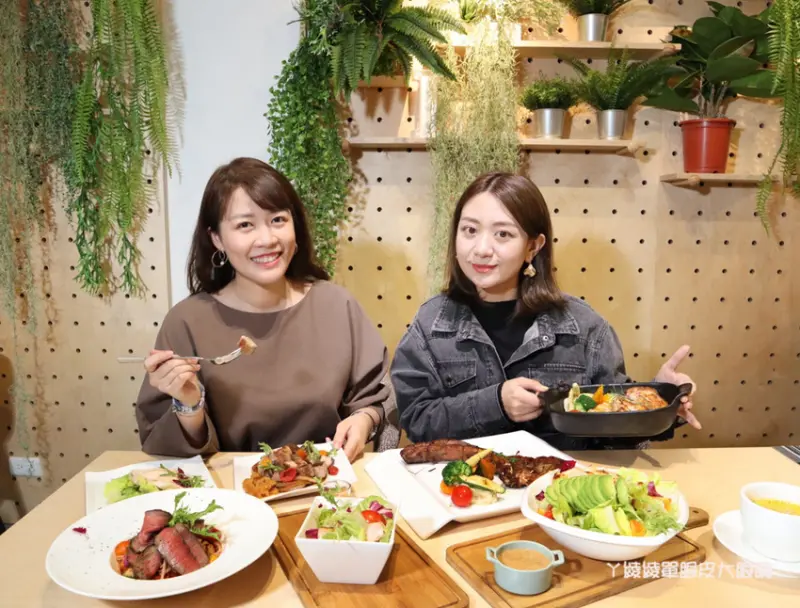 新竹金山街美食外帶便當！科學園區美食推薦uMeal Bistro竹科店！低醣高蛋白清爽餐盒 - ㄚ綾綾單眼皮大眼睛