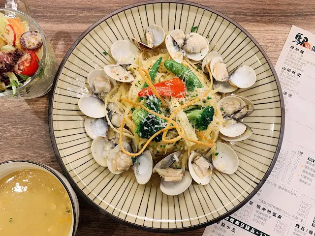 桃園 中壢｜駅站吧朝日午食 桃捷A19 早午餐、義大利麵 
