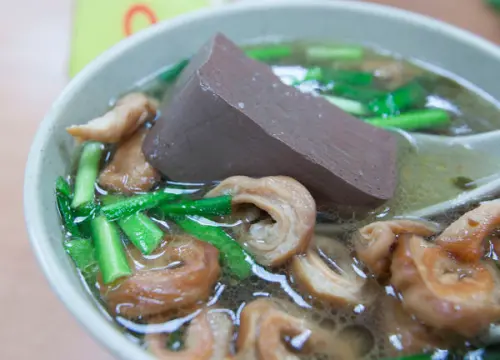 昌吉街豬血湯(天然紅豆腐)吉林店 - 續加兩次的清香沙茶湯頭