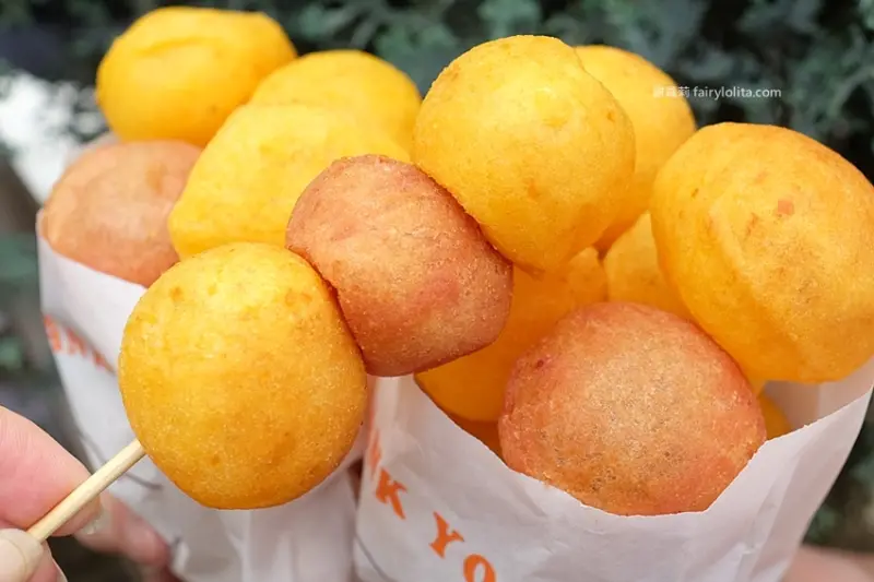 巨型地瓜球出沒，整袋塞滿滿只要銅板價，台灣票選10大必吃夜市小吃！