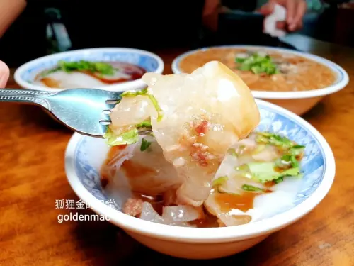 台中美食 │ 艋舺阿義麵線 台中肉圓跟大腸麵線一次滿足 鮮美的蚵仔麵線也很推薦哦！