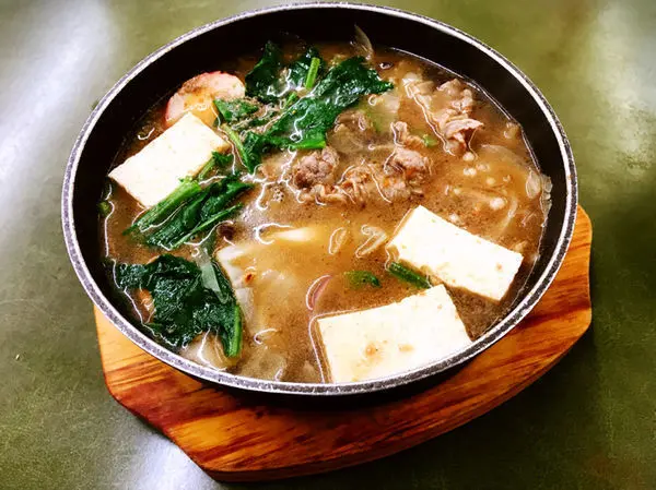 ||吃。台北|| 林記麵疙瘩 炒麵、魯肉飯、藥膳湯、火鍋都好吃