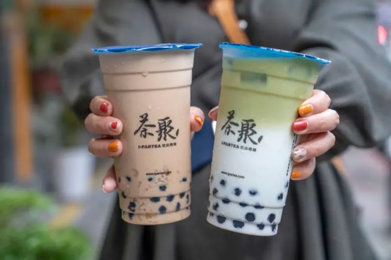 台北飲料推薦 茶聚｜滿足品茶人的講究 喝原味也能順口回甘！手搖茶如同現泡讓人細細品嚐 · 算命的說我很愛吃