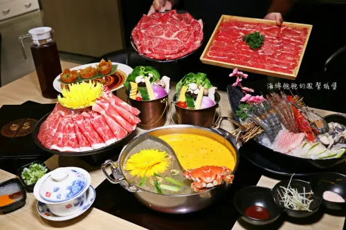 公館火鍋必喝東雛菊蟹黃湯頭、粉嫩巧克力和牛、溫體牛、菜單價位