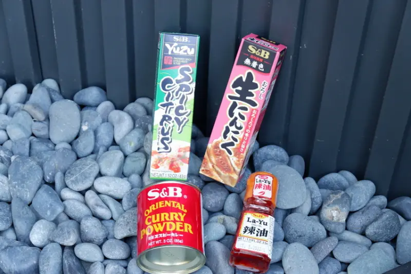 [S&B醬料]S&B柚子青辣椒醬#生蒜泥醬推薦#S&B紅罐咖哩粉#咖哩粉推薦#醬料無添加色素#紅辣椒#辣油推薦#醬料料理食譜