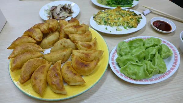 太陽花脆皮鍋貼寫歷史，家傳半世紀飄香-常青餃子館