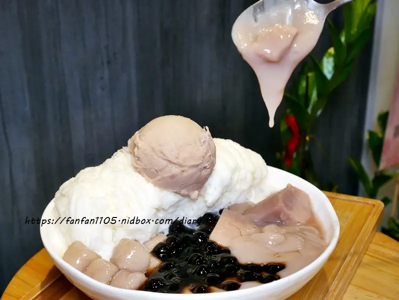 【永和美食】何家甜品鋪 #雪花冰 #珍想芋見泥 #豬血糕花生 #蛋捲牛奶冰炫風 #古坑重拿鐵 #永和冰店 #IG 打卡美食