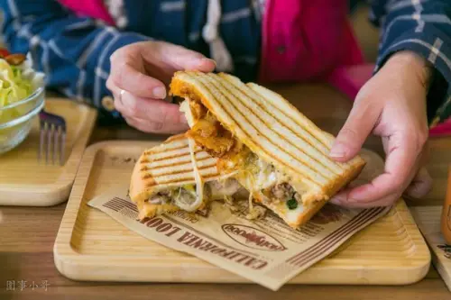 散步到我家，南亞技術學院附近用心經營的健康早午餐