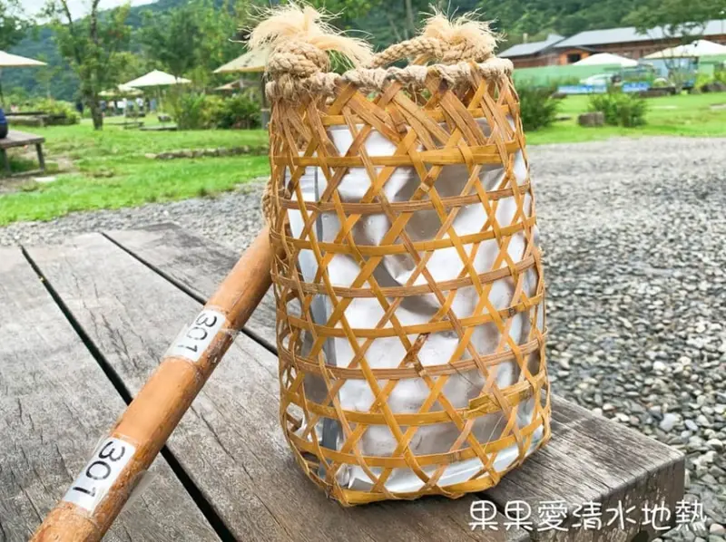 秋冬就想去的　清水地熱公園　現煮食材獨特的香氣與美味讓人難忘　再到天送埤車站搭乘小火車　悠遊在鐵道與田野旁　親子寵物友善
