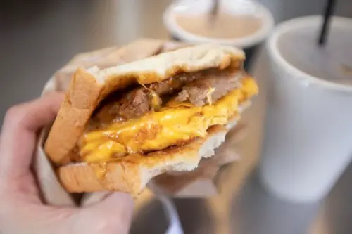 伍梗肉蛋吐司 - Uber Eats 還是有它的宣傳效果