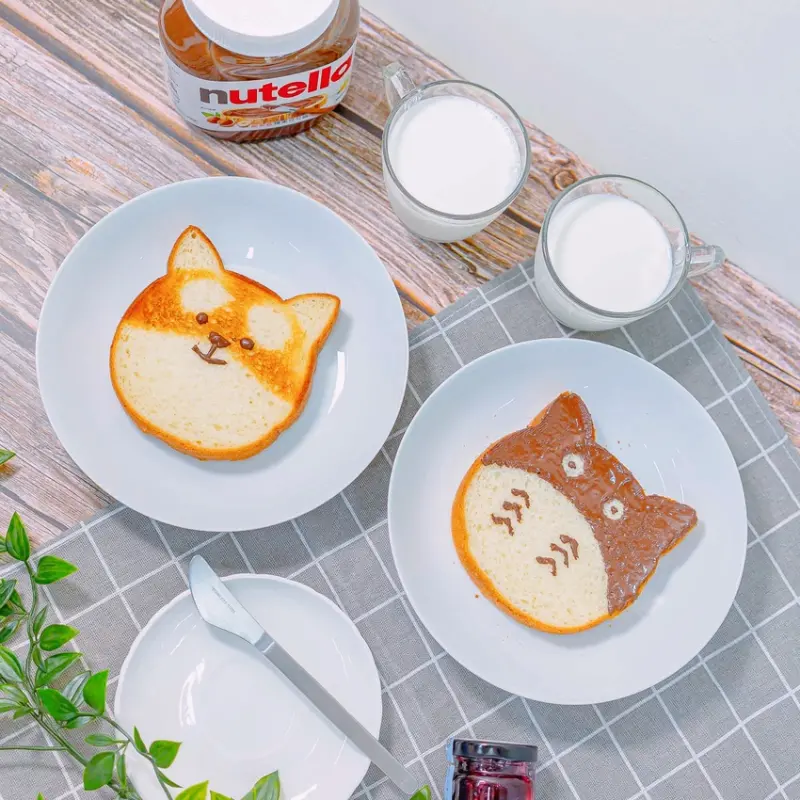 來份小確幸早餐！5分鐘快速做出超可愛柴犬和龍貓吐司 | 【懶人料理】焦痕柴犬吐司、巧克力龍貓吐司