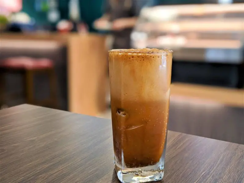 Serious Coffee｜開幕期間第二杯6折！新不限時咖啡廳開幕！特色飲品氣泡咖啡！台北咖啡廳推薦、士林咖啡廳推薦、天母咖啡推薦、不限時咖啡廳推薦