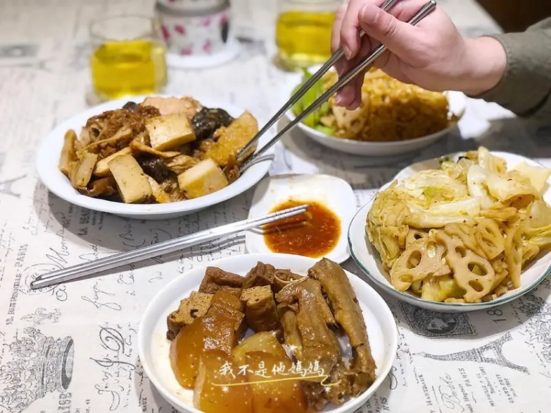秘醬滷味 樂華夜市美食 中永和銅板美食 下酒菜 宵夜 晚餐  冷滷滷味  入味涮嘴  還可以外送唷