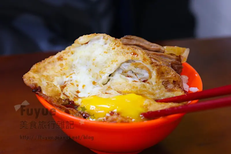 |台北松山‧食| 宵夜首選古早味老滷汁焢肉飯《司機俱樂部》運將大哥推薦滷肉飯.捷運南京三民站