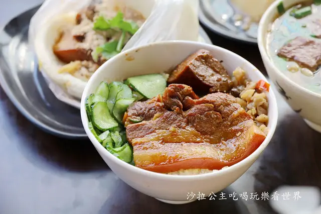一甲子餐飲 - 祖師廟焢肉飯、刈包