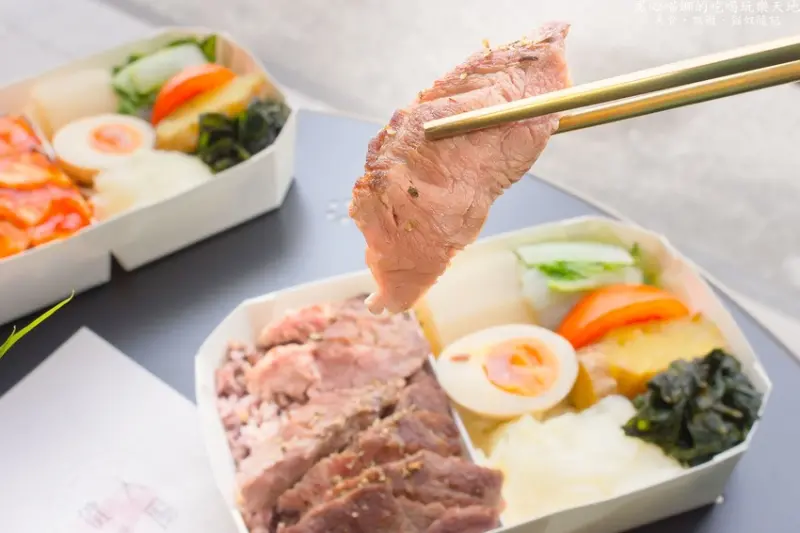 高雄新興︱健人餐廚　高雄健康餐，清爽卻有滋有味的多彩優質水煮餐！！（中正二號店）