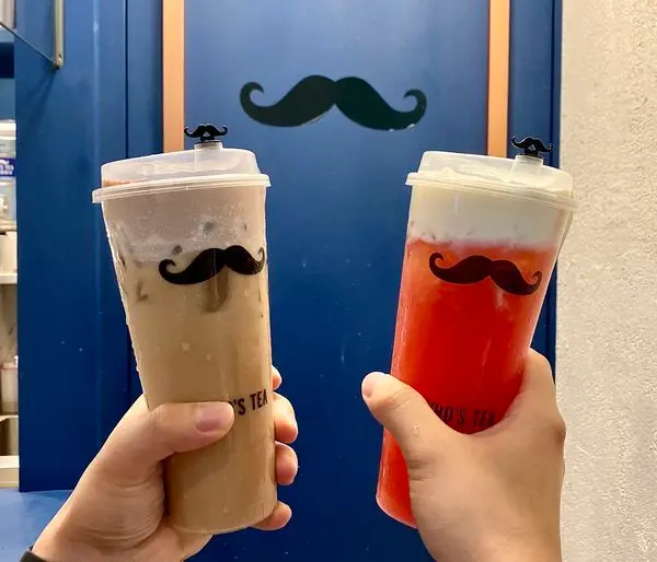 鬍子茶 ATT 4 FUN │ 東區文青手搖推薦 ‧ 西瓜 Ft. 奶蓋清爽多層次 ‧ 招牌黑鬍子奶茶