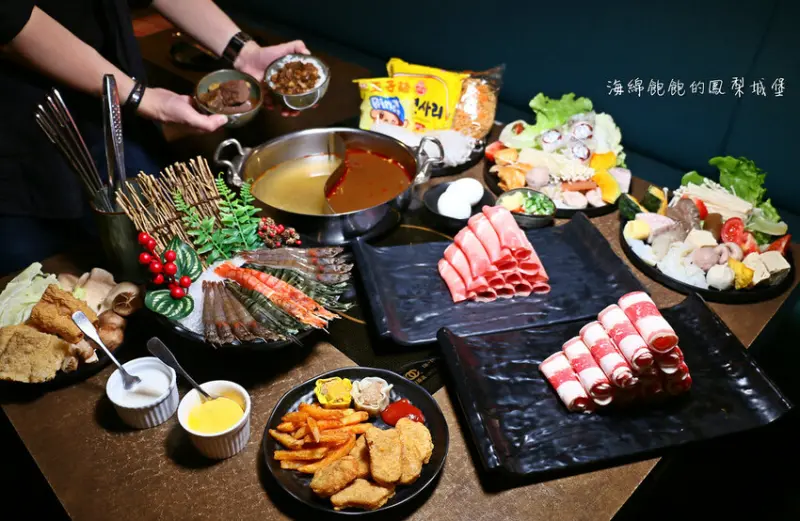 全台最美火鍋吃到飽「藝爐晏火鍋美術館」瓜仔肉飯、麻辣鴨血、泰奶冰淇淋、刨冰DIY通通無限供應！