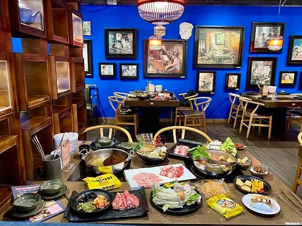 [汐止美食] 藝爐晏火鍋美術館 和藝術品一起吃火鍋 $399火鍋吃到飽 必吃麻辣鴨血滷肉飯 #汐止油畫教學 @蛋寶趴趴go