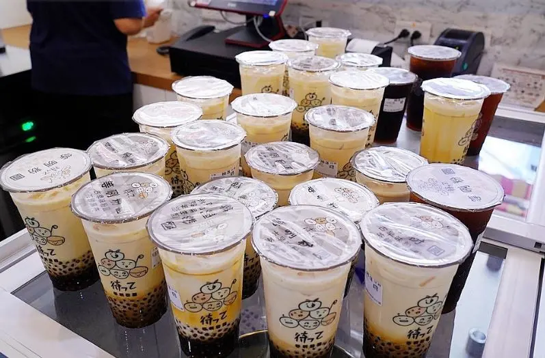 全台第一間自動煮粉圓機飲料店在台中，姓許的粉圓免費加