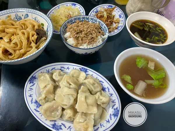 ∥高雄/食．鳳山∥ 家福刀削麵 ๑平價麵館登場！是麵？還是麵疙瘩？鄰近鳳山火車站