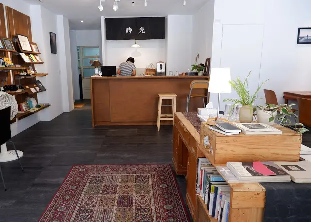 時光 hi.xikon - 是咖啡店也是沖印店，更是一種對攝影執著的生活方式。
