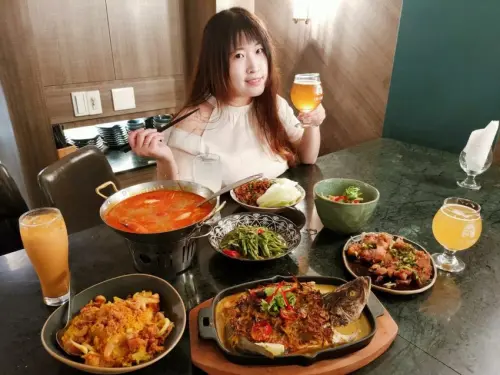 信義區美食。汰汰熱情酒場  姊妹淘下班談心首選  市府捷運站新開幕泰式餐酒館